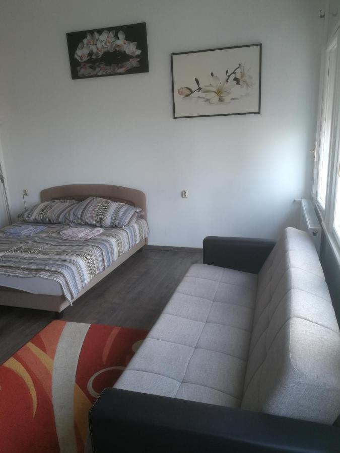 Next Door Apartment บูดาเปสต์ ภายนอก รูปภาพ