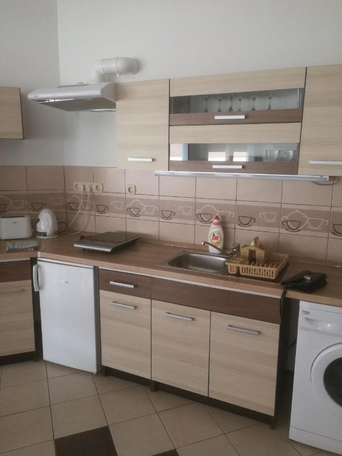 Next Door Apartment บูดาเปสต์ ภายนอก รูปภาพ