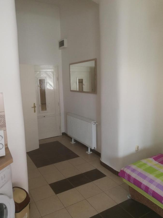 Next Door Apartment บูดาเปสต์ ภายนอก รูปภาพ